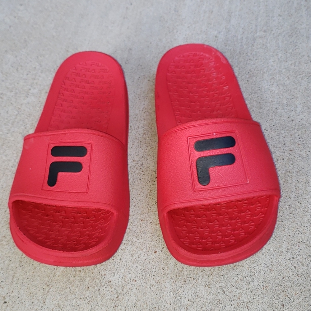Fila Red Slip On size 13